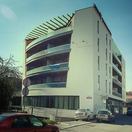 Business Apartmán *