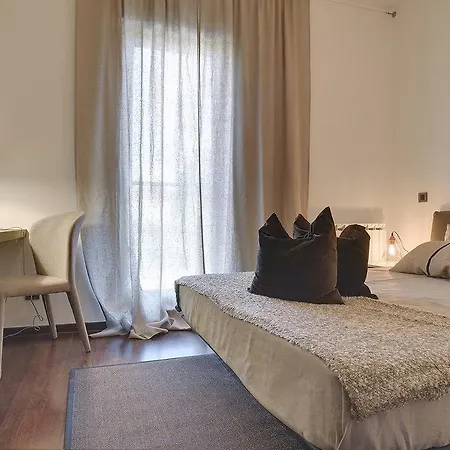 Business Apartment *