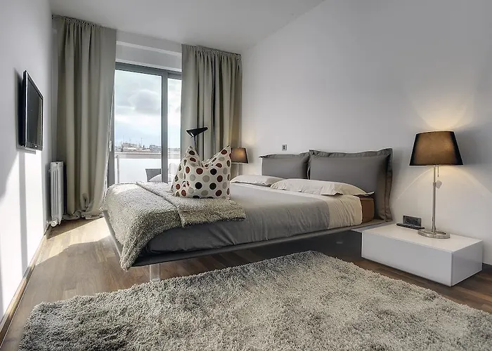 Apartman Business Póla