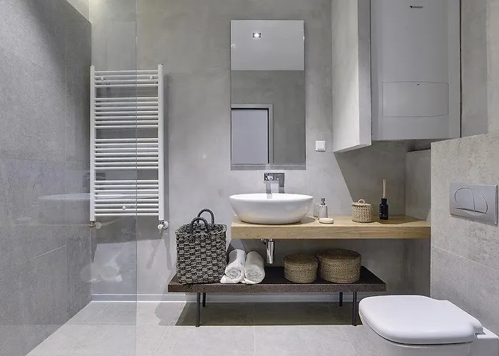 Apartman Business Póla