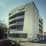 Business Πούλα