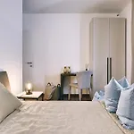Διαμέρισμα Business Πούλα